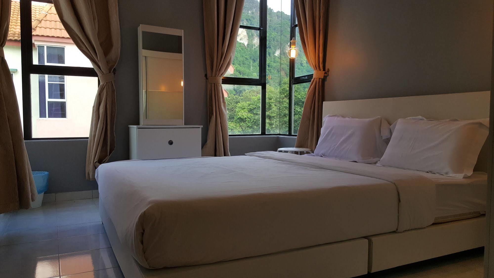 Tulip Hotel Ipoh Exterior photo